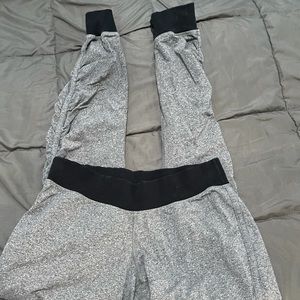Lululemon Grey Yoga Sweat Pants Joggers Running